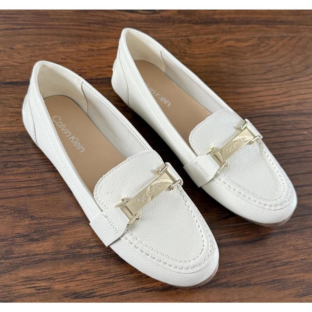 New White Calvin Klein Leather loafers Shoes Girls size 6